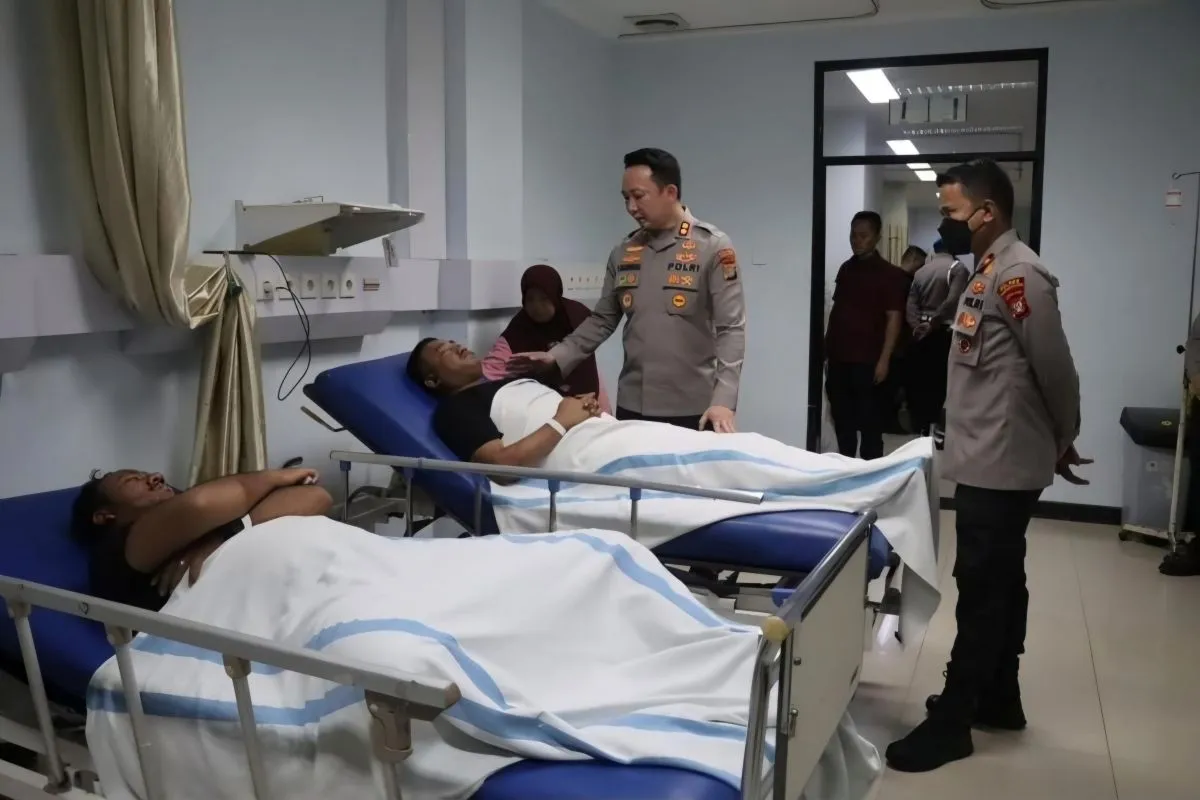 Anggota Polisi Ciputat Timur Diserang dengan Air Keras Saat Cegah Tawuran