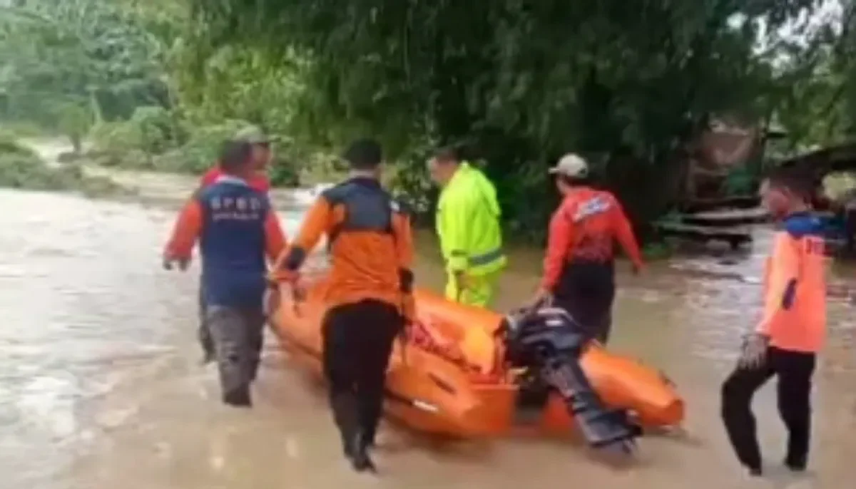 Banjir Melanda Bangkalan, 1.715 KK Terdampak di Kecamatan Blega