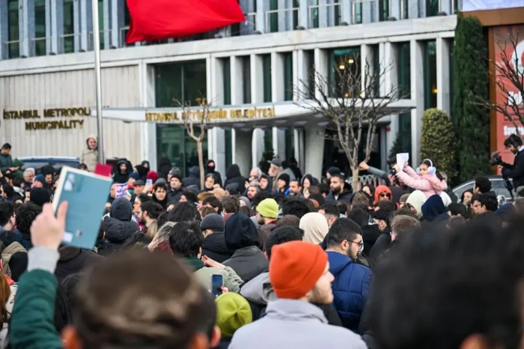 Aksi Protes di Turki Terkait Penahanan Wali Kota Istanbul