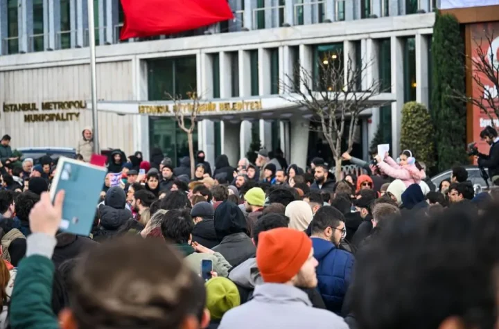 Aksi Protes di Turki Terkait Penahanan Wali Kota Istanbul